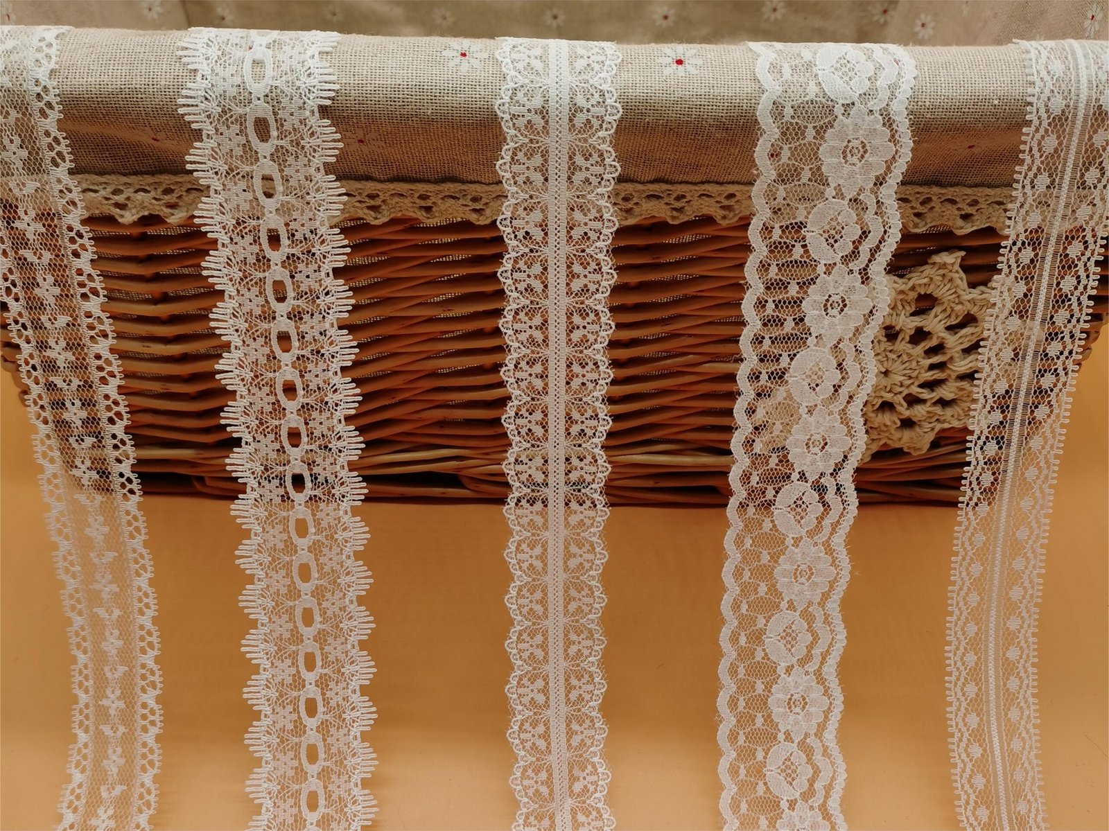 knitting lace trim